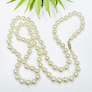 Vintage 30" White Faux Pearl Glass Hand Knotted Beaded Necklace